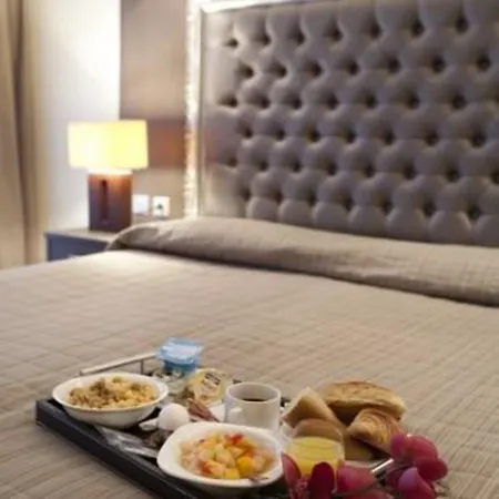 Lebron Hotel Parigi