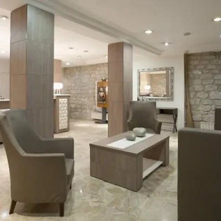 Lebron Hotel Parigi