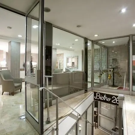Hotel Lebron Parigi