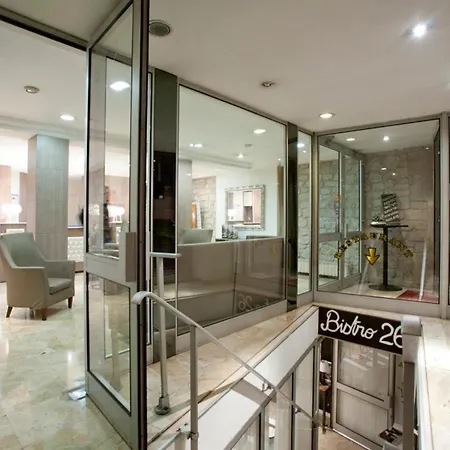 Hotel Lebron Parigi