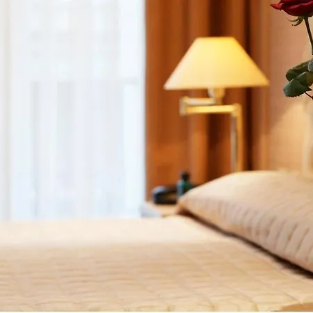 Hotel Lebron Parigi