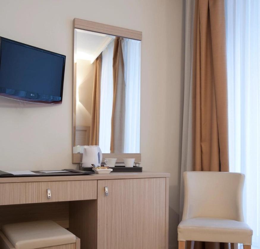Lebron Hotel Paris
