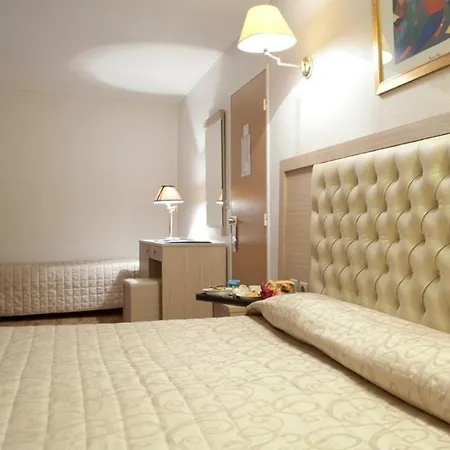 Lebron Hotel Paris